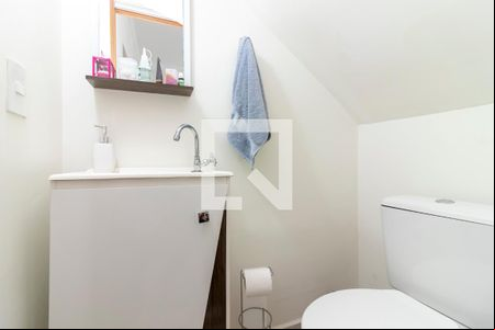 Lavabo de casa de condomínio à venda com 2 quartos, 80m² em Vila Vitorio Mazzei, São Paulo