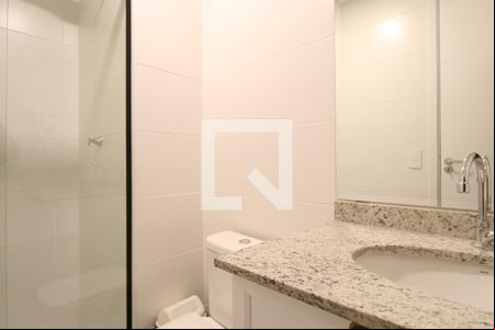 Banheiro de apartamento para alugar com 1 quarto, 26m² em Pompeia, São Paulo