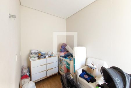 Sala de casa de condomínio para alugar com 4 quartos, 260m² em Swiss Park, Campinas