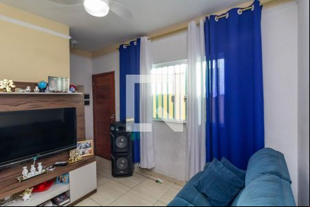 Sala de casa de condomínio à venda com 2 quartos, 105m² em Cidade Líder, São Paulo