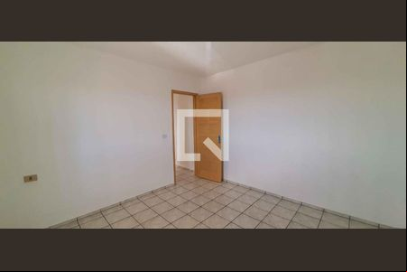 Quarto 1 de casa para alugar com 2 quartos, 40m² em Santo Antônio, Osasco