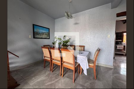 Sala de casa à venda com 3 quartos, 485m² em Santos Dumont, São Leopoldo