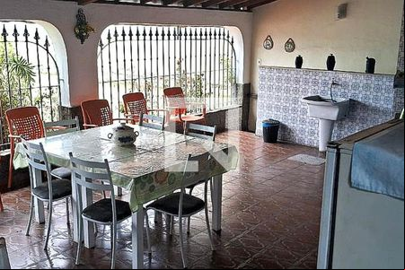 Casa à venda com 4 quartos, 147m² em Fonseca, Niterói