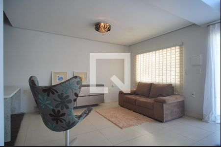 Sala de casa para alugar com 1 quarto, 59m² em Vila Rosa, Novo Hamburgo