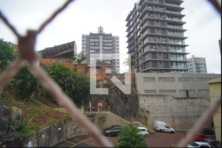 Vista da Sala de apartamento à venda com 3 quartos, 64m² em Rio Branco, Porto Alegre