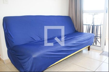 Sala de apartamento para alugar com 2 quartos, 58m² em Guilhermina, Praia Grande