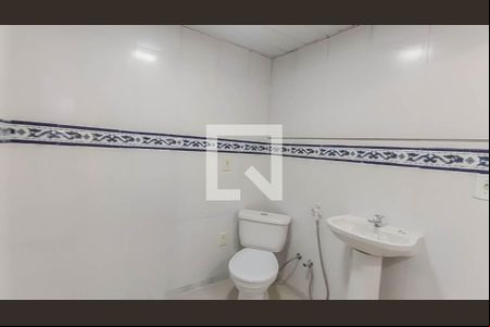 Banheiro de casa para alugar com 2 quartos, 105m² em Cosmorama, Mesquita
