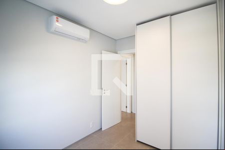 Quarto de apartamento para alugar com 2 quartos, 65m² em Indianópolis, São Paulo