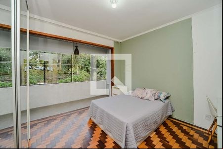 Quarto 1 de apartamento para alugar com 2 quartos, 77m² em São João, Porto Alegre