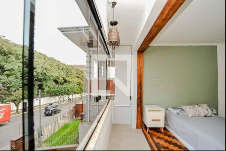 Quarto 1 de apartamento para alugar com 2 quartos, 77m² em São João, Porto Alegre