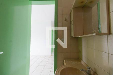 Banheiro de apartamento para alugar com 1 quarto, 43m² em Vila Rosa, Novo Hamburgo