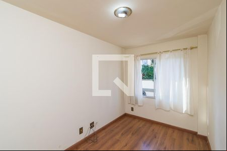 Quarto 1 de apartamento para alugar com 2 quartos, 52m² em Irajá, Rio de Janeiro