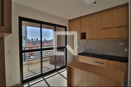 Sala de kitnet/studio para alugar com 1 quarto, 34m² em Saraiva, Uberlândia