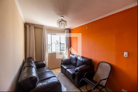 Sala de TV de casa para alugar com 2 quartos, 54m² em Conjunto Habitacional Presidente Castelo Branco, Carapicuíba