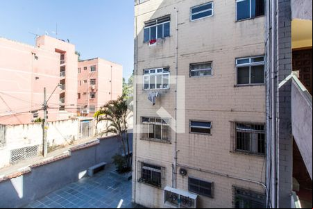 Vista da Sala de casa para alugar com 2 quartos, 54m² em Conjunto Habitacional Presidente Castelo Branco, Carapicuíba