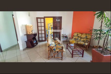 Sala de Estar de casa à venda com 4 quartos, 320m² em City Bussocaba, Osasco