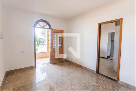 Sala de casa à venda com 3 quartos, 281m² em Santa Ines, Belo Horizonte