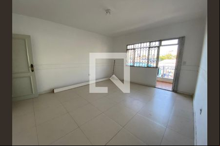 Sala de casa para alugar com 3 quartos, 73m² em Taquara, Rio de Janeiro