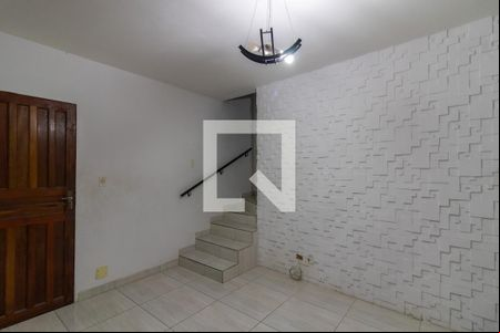 Sala de casa para alugar com 3 quartos, 100m² em Jardim Jovaia, Guarulhos