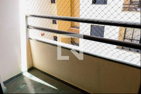 Sacada de apartamento à venda com 3 quartos, 62m² em Jaguaribe, Osasco