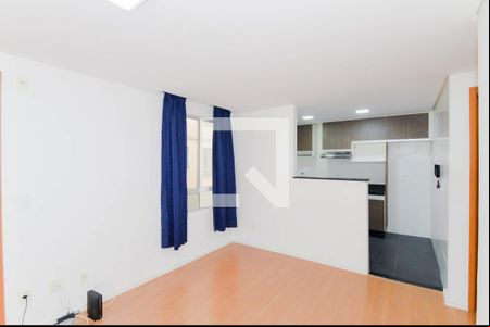 Sala de apartamento para alugar com 2 quartos, 40m² em Vila Izabel, Guarulhos