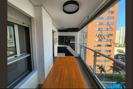 Varanda Sala de apartamento para alugar com 2 quartos, 71m² em Moema, São Paulo