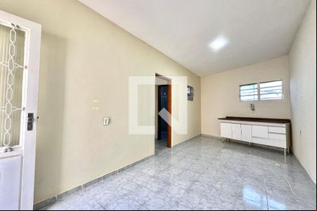 Sala de casa para alugar com 1 quarto, 41m² em Parque Jabaquara, São Paulo