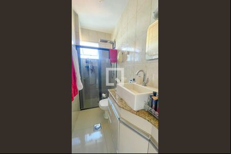 Banheiro de apartamento à venda com 2 quartos, 62m² em Lagoinha, Belo Horizonte