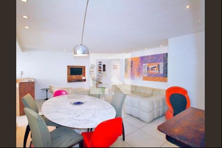 Sala  de apartamento para alugar com 2 quartos, 96m² em Leblon, Rio de Janeiro