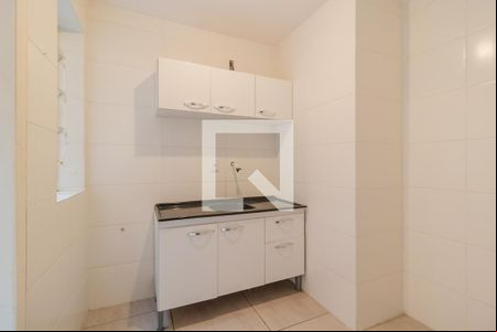 Cozinha de kitnet/studio para alugar com 1 quarto, 41m² em São José, Porto Alegre