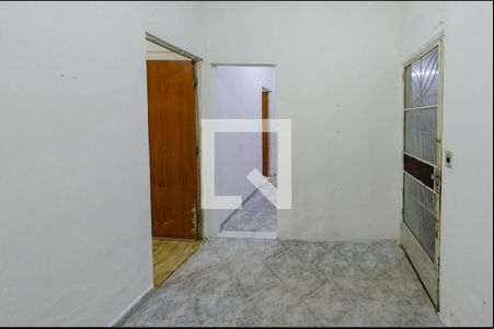 Sala de casa para alugar com 2 quartos, 40m² em Cabana, Belo Horizonte