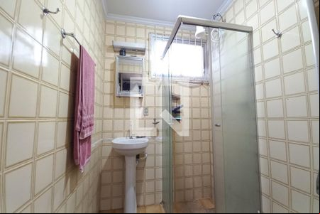 Banheiro de apartamento à venda com 1 quarto, 51m² em Centro, Campinas