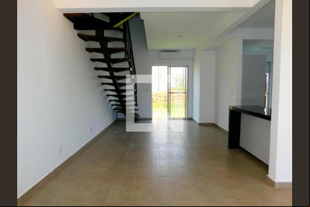 Sala de casa de condomínio para alugar com 2 quartos, 100m² em Balneário Tropical, Paulínia