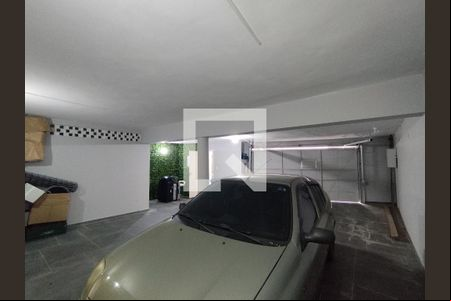 Garagem  de casa para alugar com 4 quartos, 400m² em Aclimação, São Paulo
