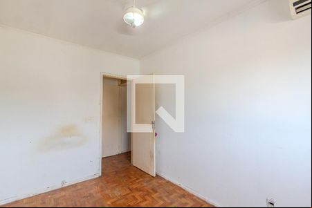 Quarto 1 de apartamento para alugar com 2 quartos, 59m² em Cristal, Porto Alegre