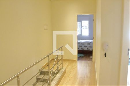 Corredor de casa para alugar com 4 quartos, 280m² em Água Fria, São Paulo