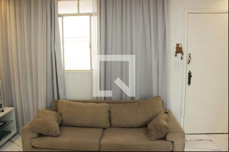 Sala de apartamento para alugar com 2 quartos, 70m² em Embaré, Santos
