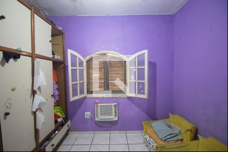 Quarto 1 de casa de condomínio para alugar com 2 quartos, 65m² em Galo Branco, São Gonçalo