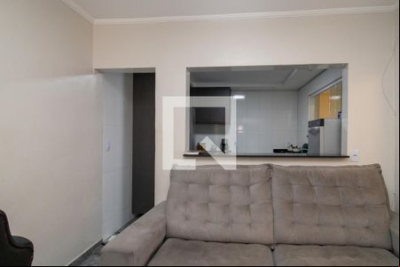 Sala de casa à venda com 3 quartos, 290m² em Vila Nhocune, São Paulo