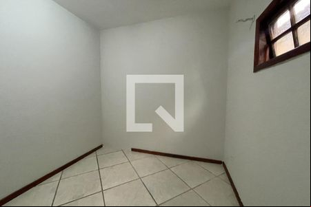 Quarto de casa para alugar com 2 quartos, 80m² em Vila São Luís, Duque de Caxias