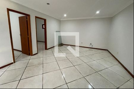 Sala de casa para alugar com 2 quartos, 80m² em Vila São Luís, Duque de Caxias