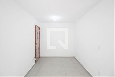 Sala de apartamento para alugar com 2 quartos, 43m² em Jardim Alvorada, Nova Iguaçu