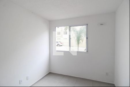 Quarto 1 de apartamento para alugar com 2 quartos, 43m² em Jardim Alvorada, Nova Iguaçu