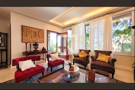 Sala de casa de condomínio para alugar com 4 quartos, 680m² em Vila Bressani, Campinas
