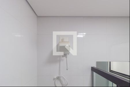 Detalhe - Banheiro de kitnet/studio para alugar com 1 quarto, 19m² em Vila Regente Feijó, São Paulo