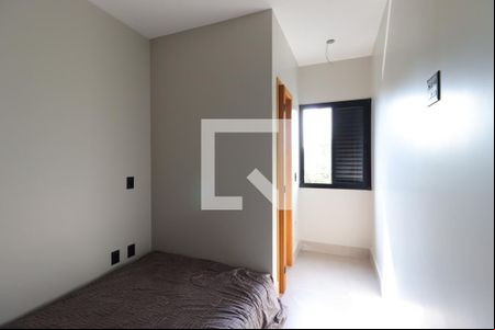 Suíte de casa de condomínio à venda com 2 quartos, 105m² em Parque Sao Vicente, Santo André