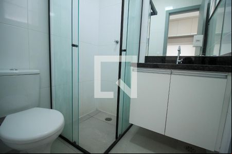 Banheiro Social de kitnet/studio para alugar com 1 quarto, 19m² em Vila Regente Feijó, São Paulo