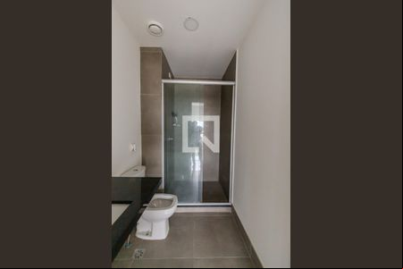Banheiro de kitnet/studio à venda com 1 quarto, 35m² em Teresópolis, Porto Alegre