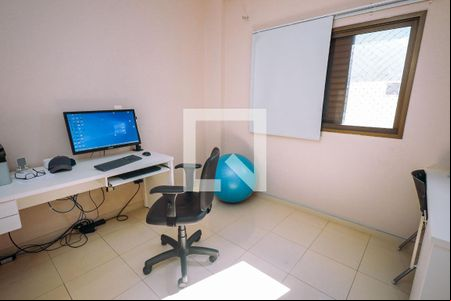 Quarto 2 de apartamento para alugar com 3 quartos, 96m² em Parque Amazonia, Goiânia