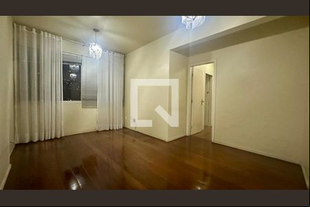 Sala de apartamento à venda com 2 quartos, 70m² em Vila Paris, Belo Horizonte